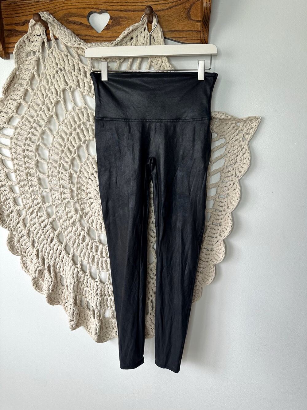 Spanx Faux Leather Leggings In Black Size Large